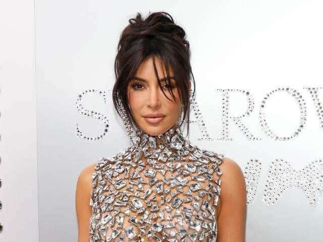 Kim Kardashian Surprises Fans with Secret Lip Tattoo - citiMuzik